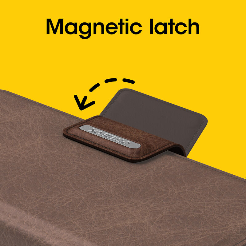 product image 3 - iPhone 14 Plus Leather Folio Strada Series