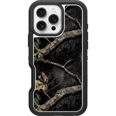 iPhone 16 Pro Max Defender Series XT Pro for MagSafe Realtree APX